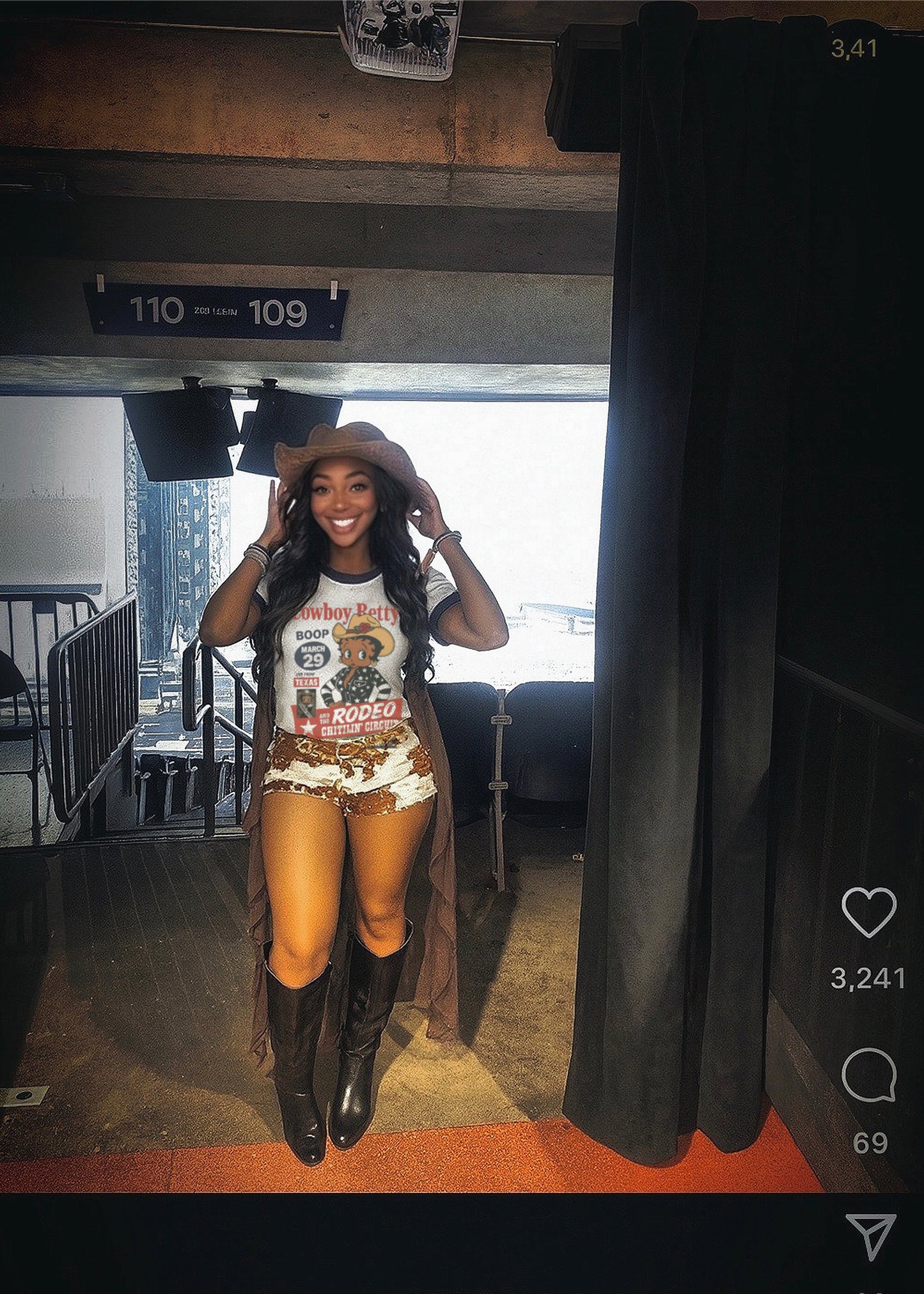 Cowboy Carter Betty - Ringer Tee