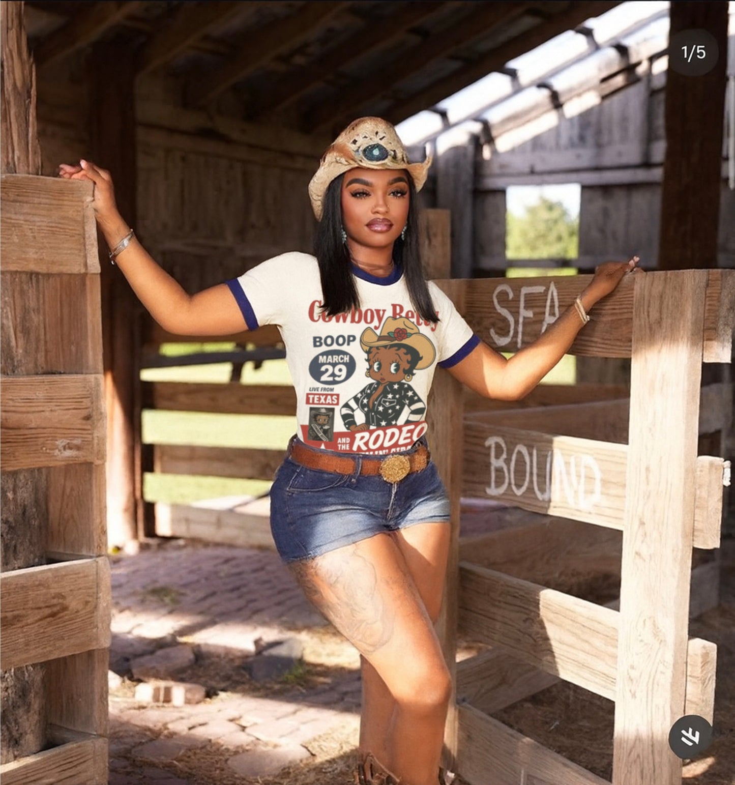 Cowboy Carter Betty - Ringer Tee